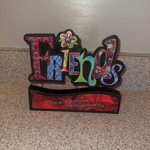 “Friends” Decor Piece ✔️
